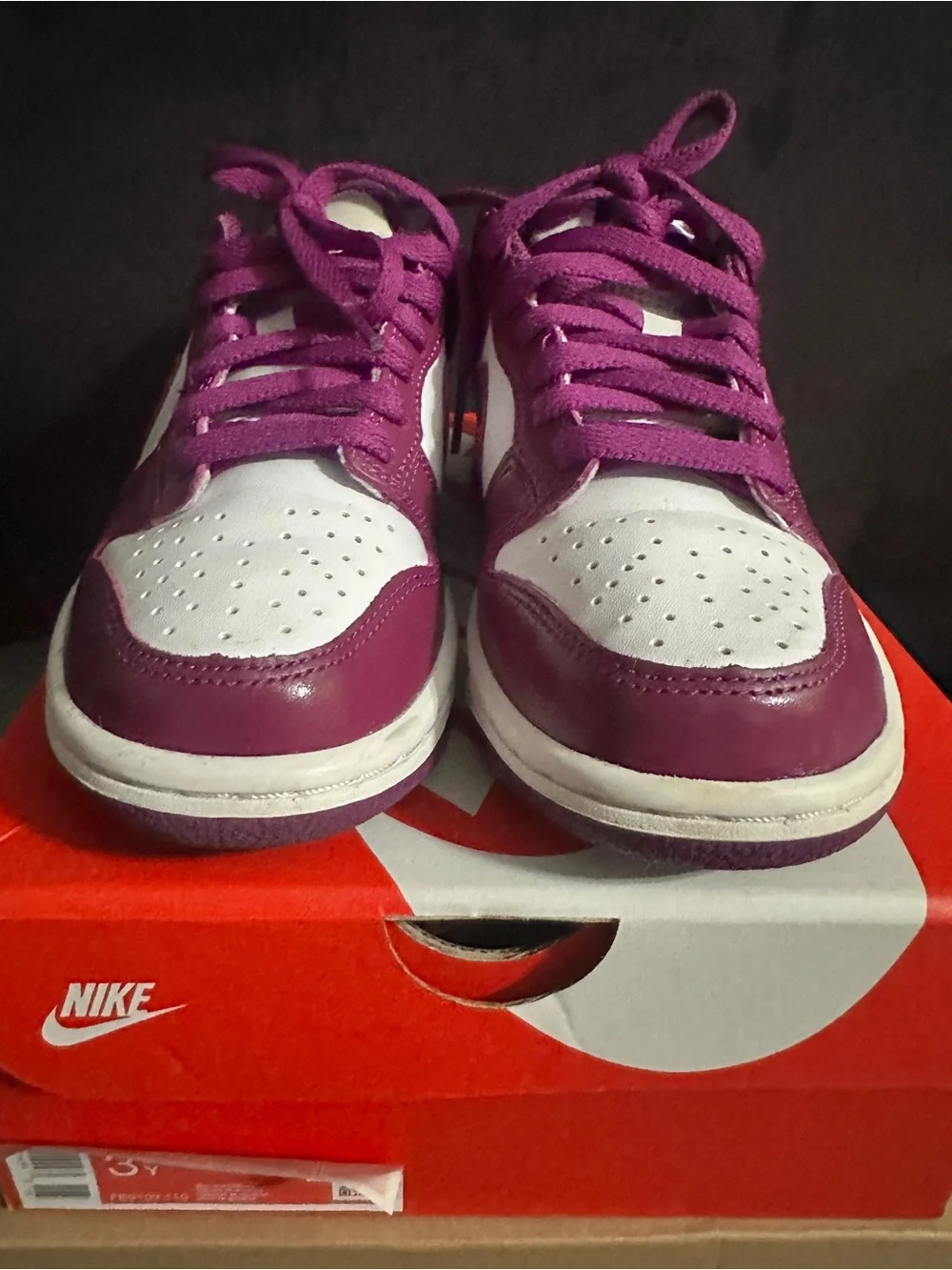 Nike low top