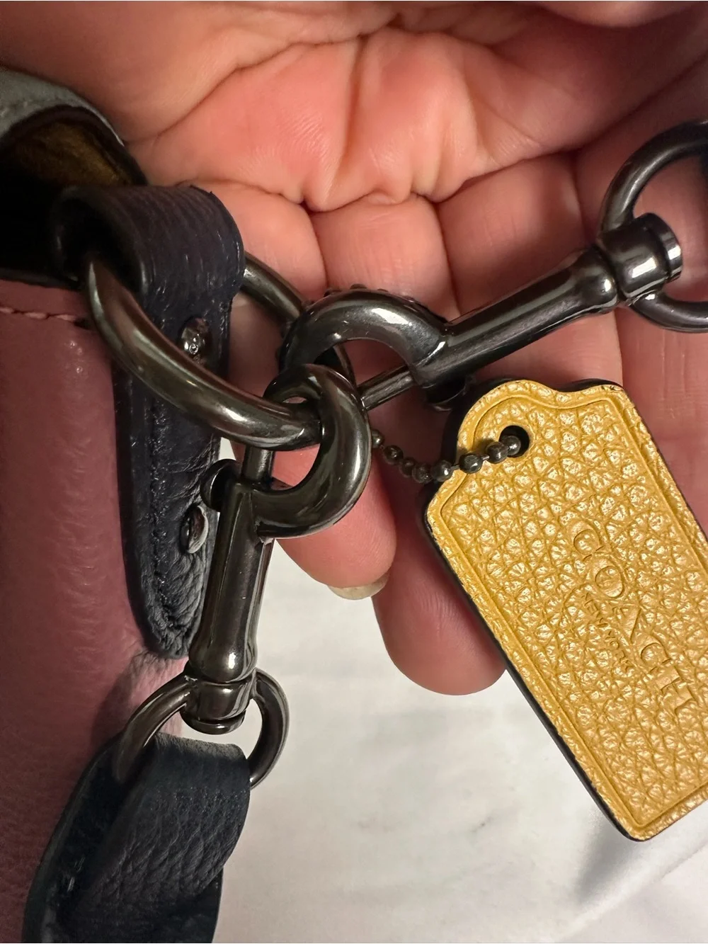 Coach authentic beat