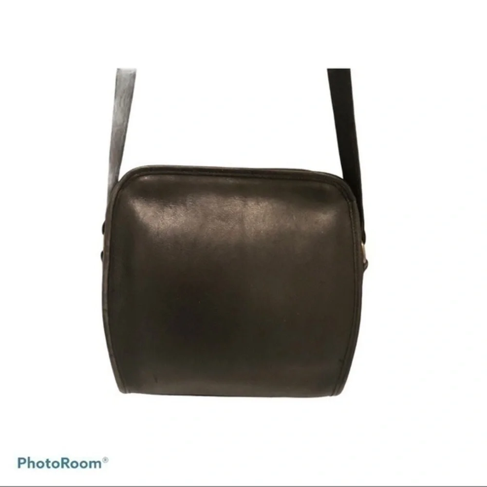 Coach normal wear surface