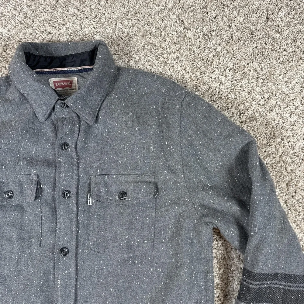 Levis very nice