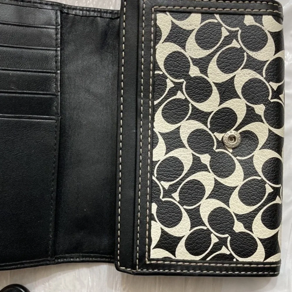 Coach gently used