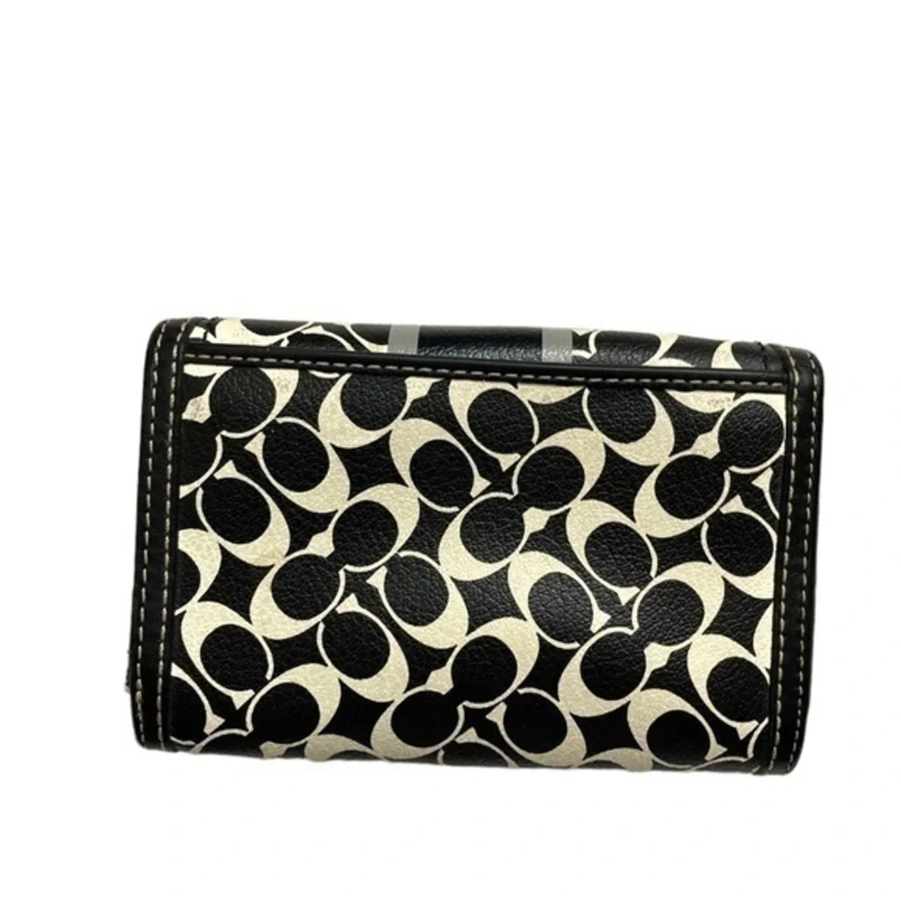 Coach gently used