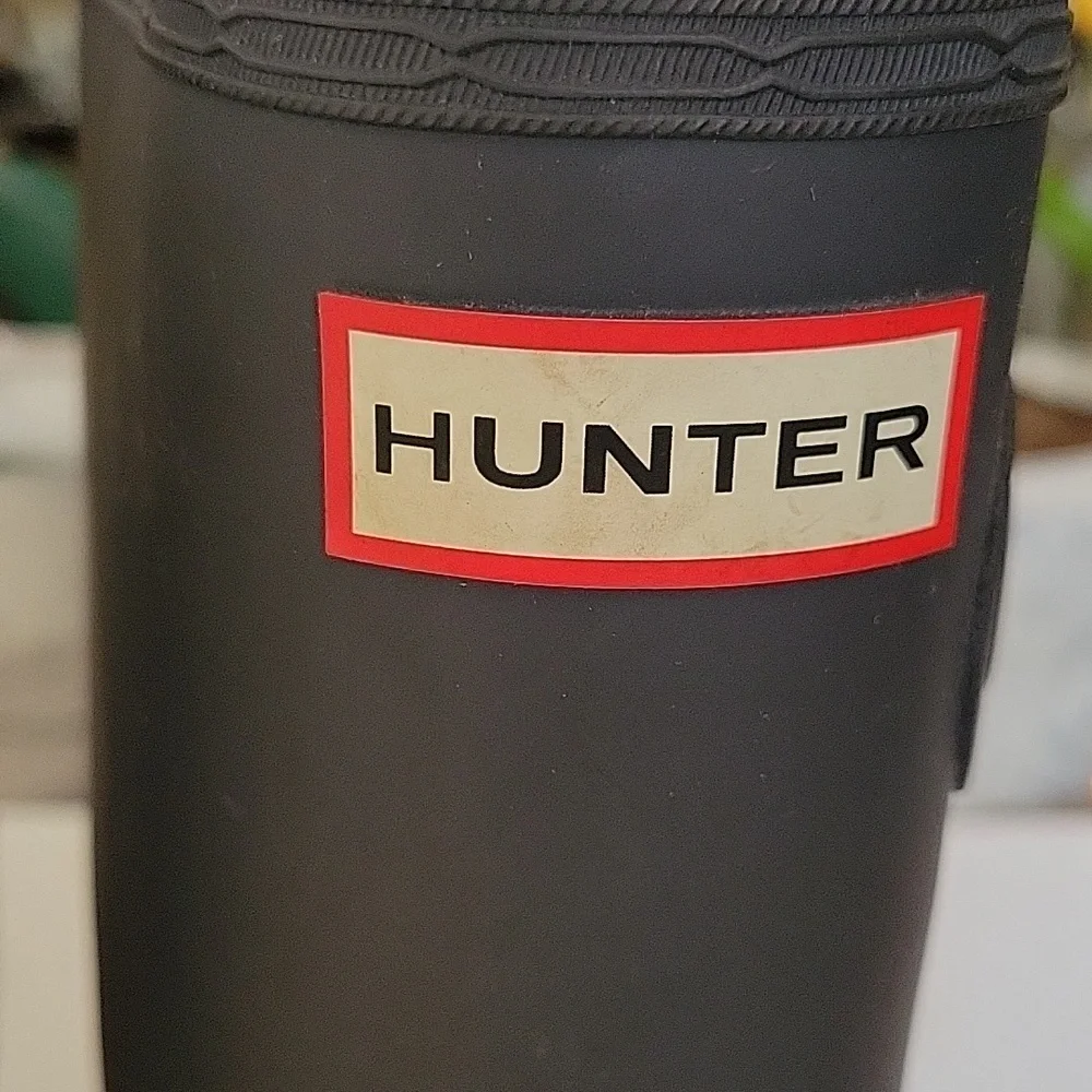 Hunter tall gray