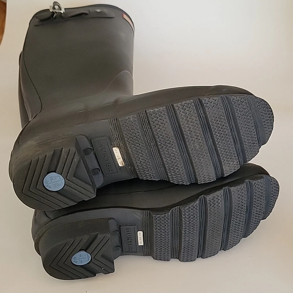 Hunter tall gray