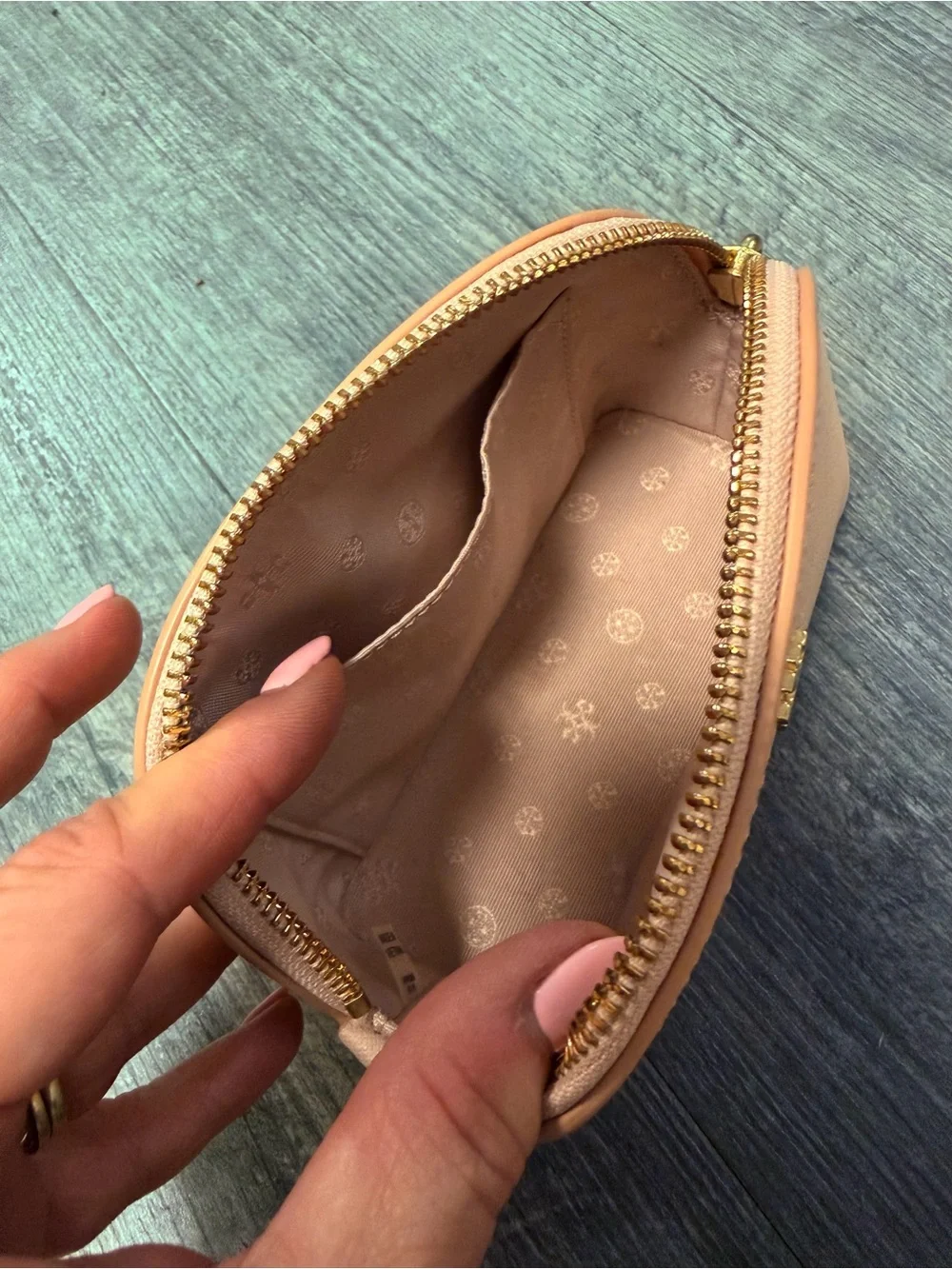 Tory Burch tory burch