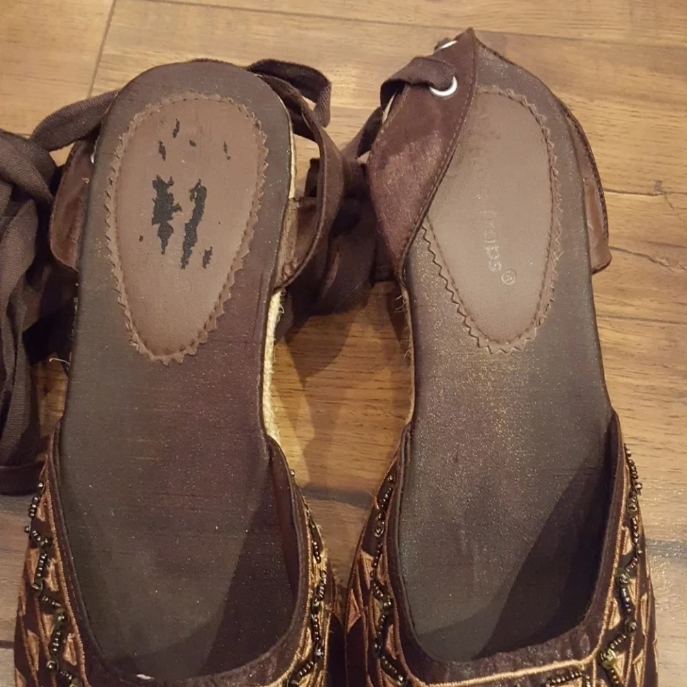 Vintage heel beartraps ankle