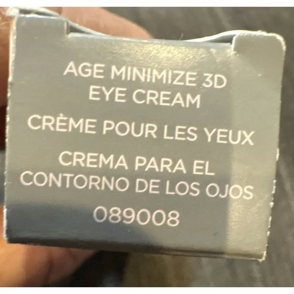 Mary Kay minimize box eye