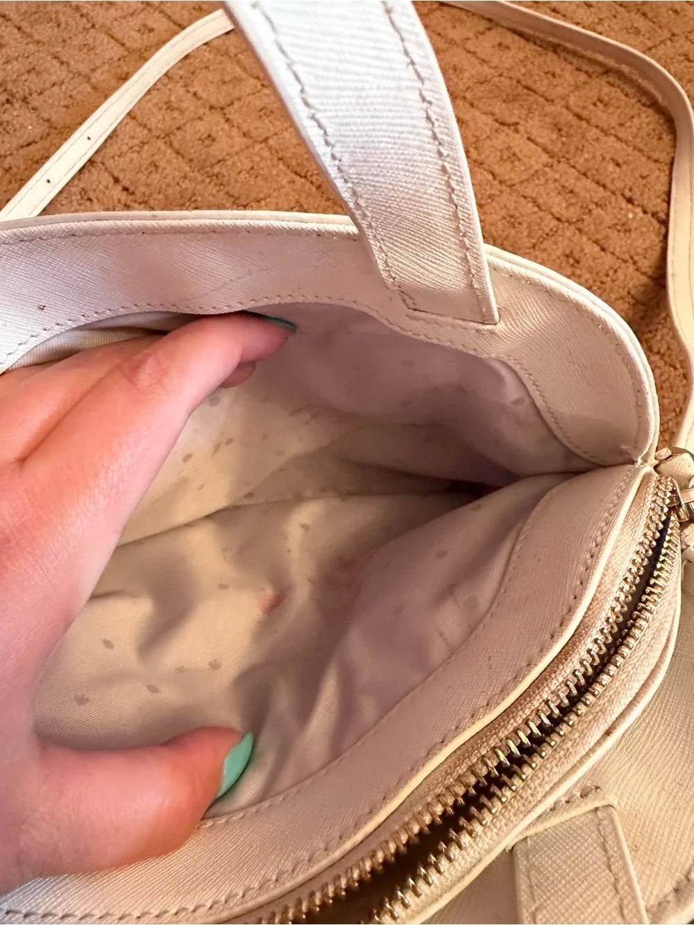 kate spade am selling