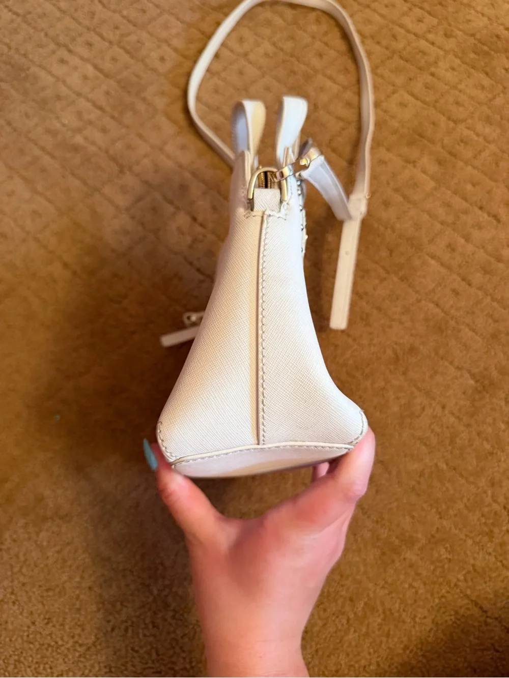 kate spade am selling