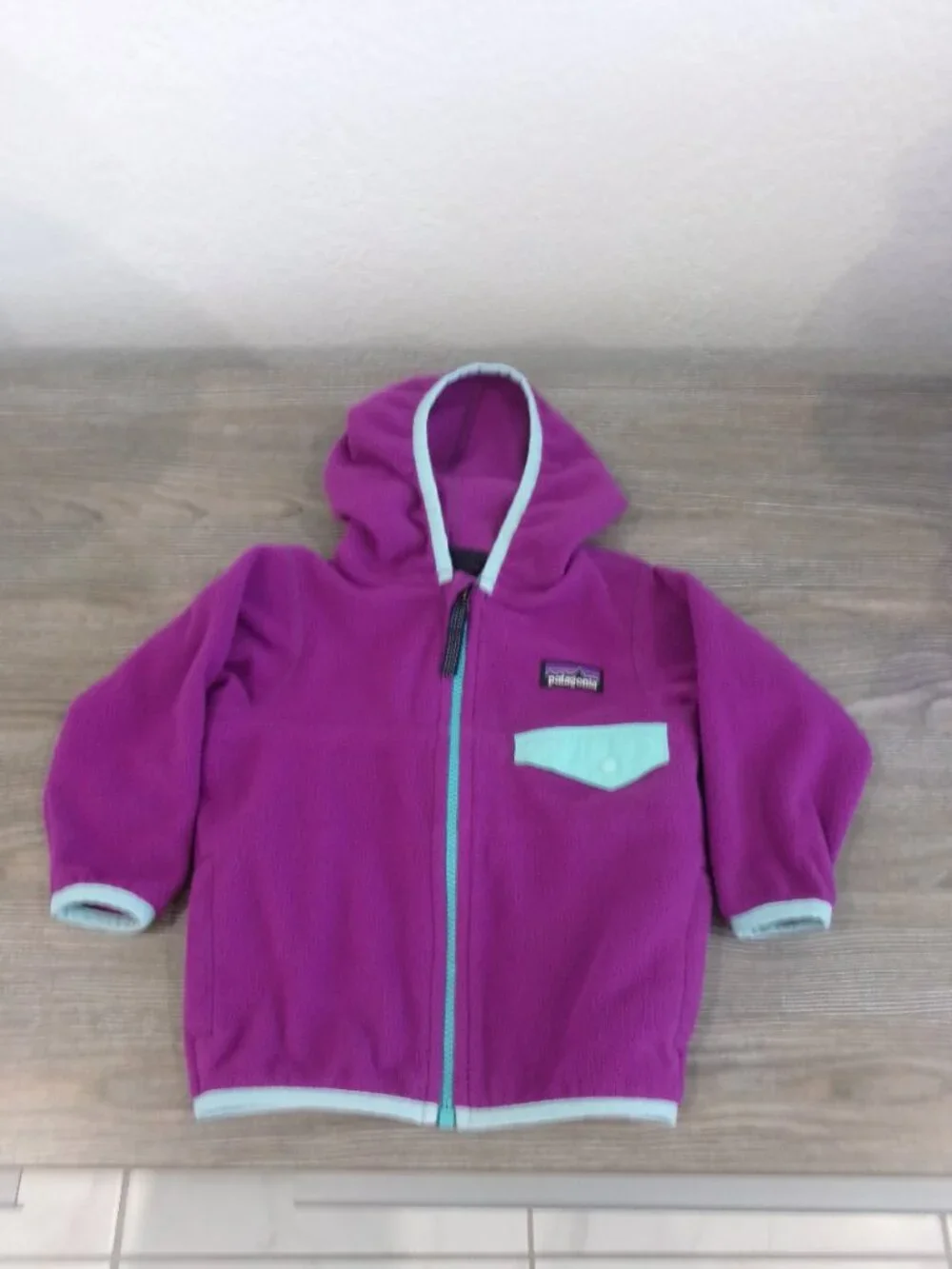 Patagonia Baby Girl 6 - 12 Months Hooded Fleece Jacket Purple w/ Blue Trim