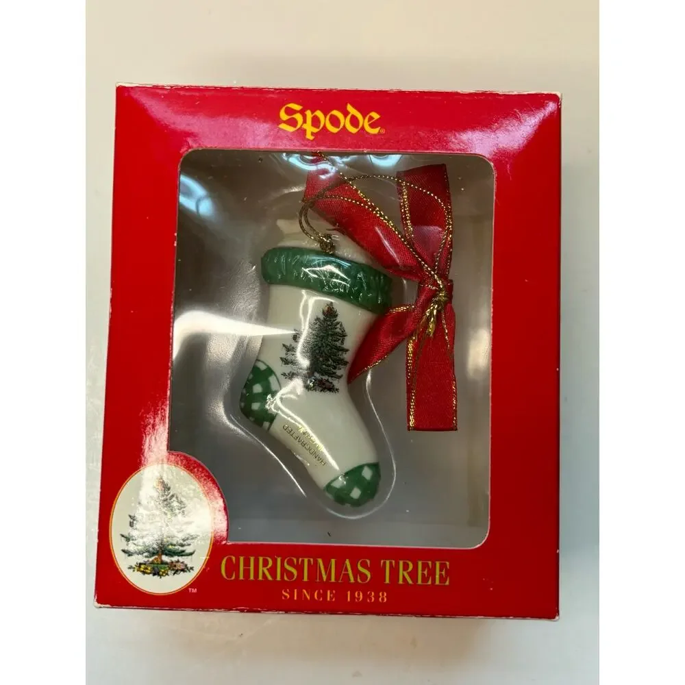 Spode ornament cat