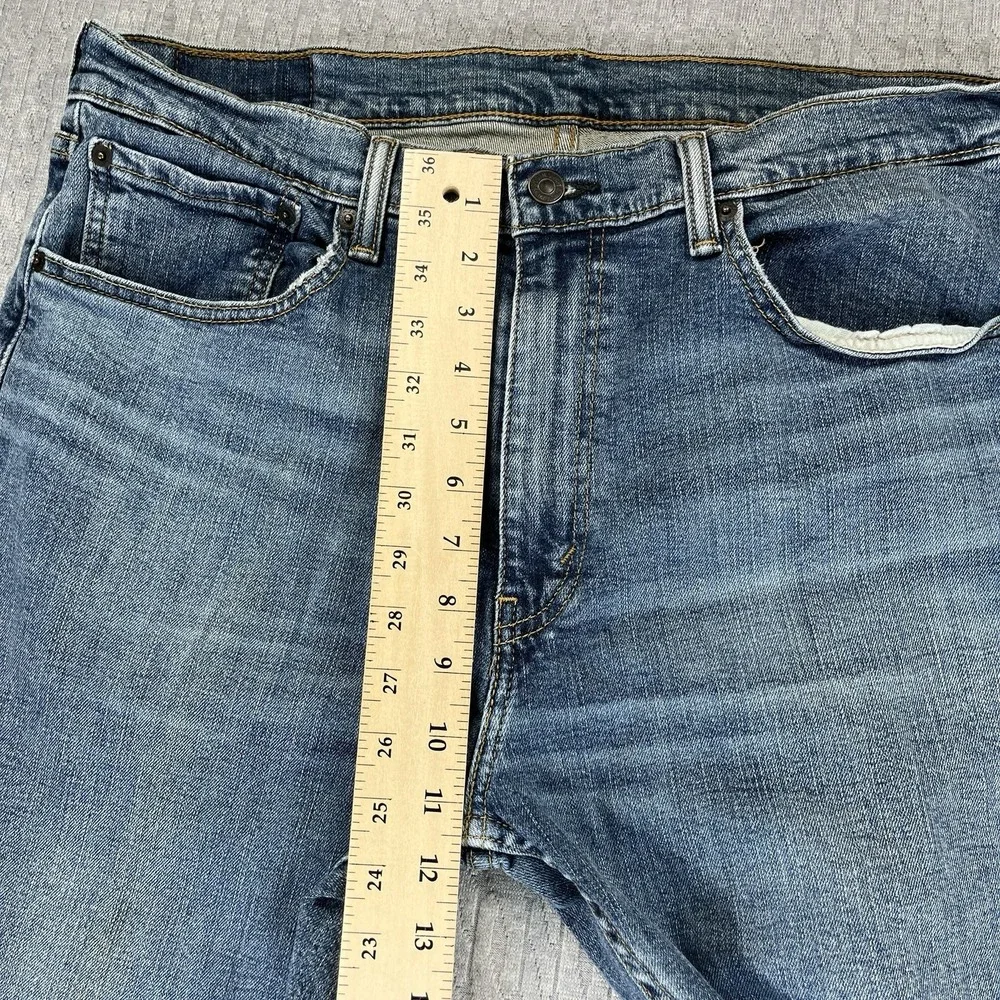 Levis friday through no
