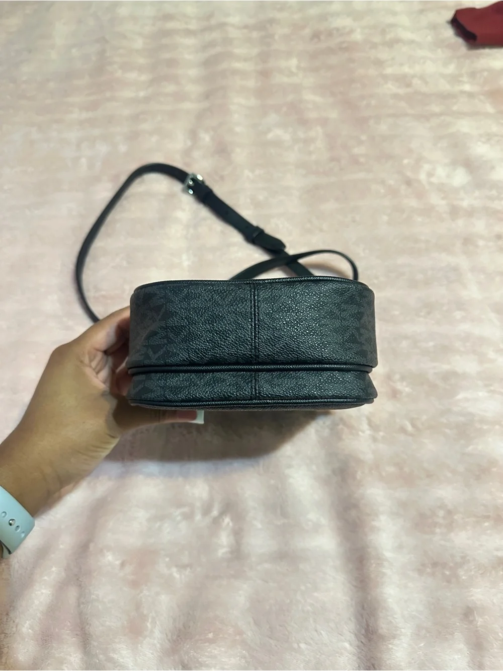 Michael Kors modern compact access