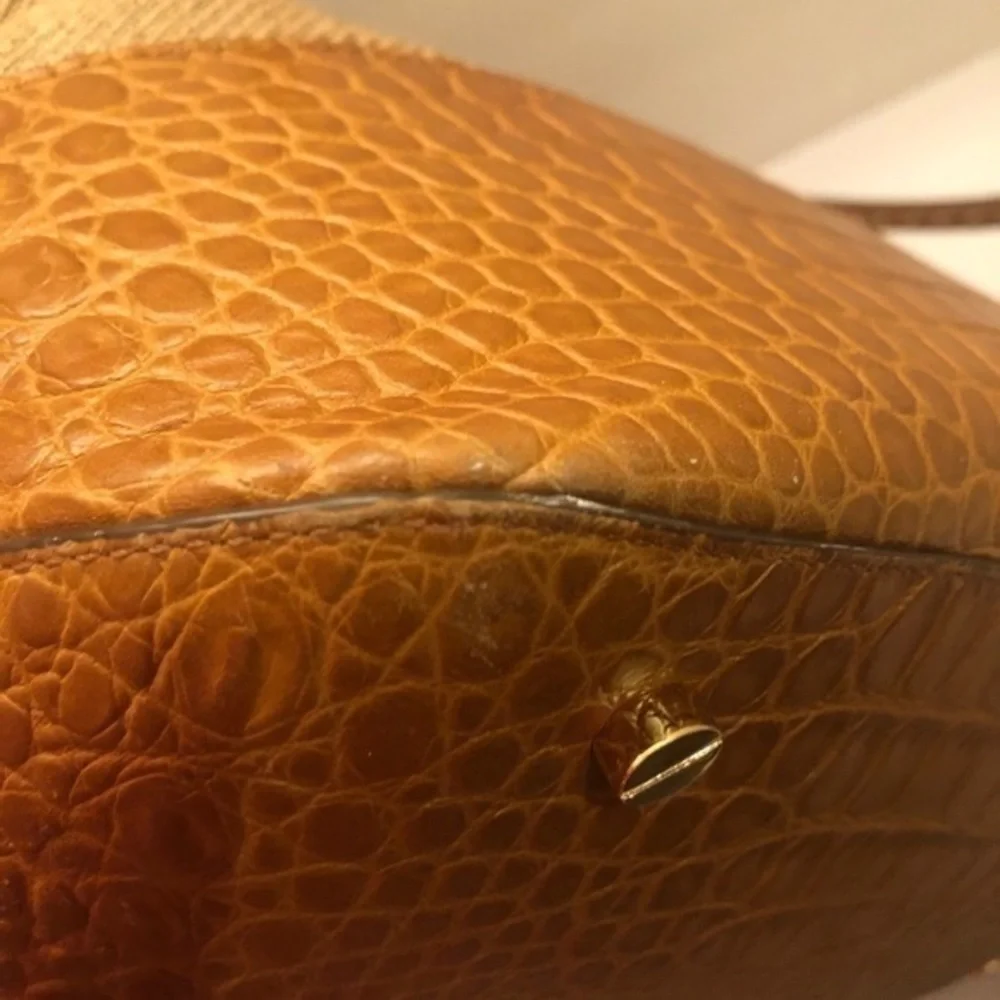 Michael Kors tone bag