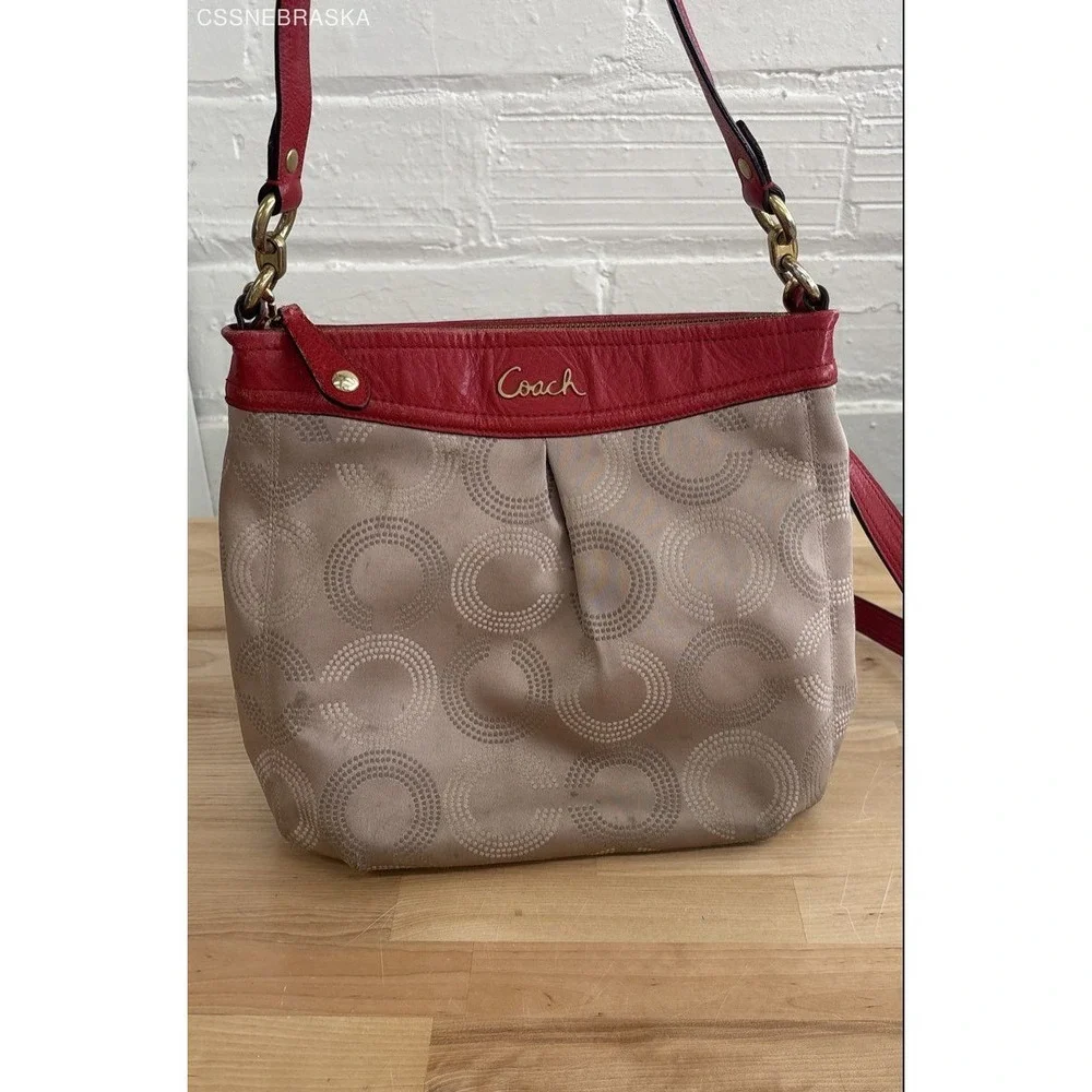 Coach beige red