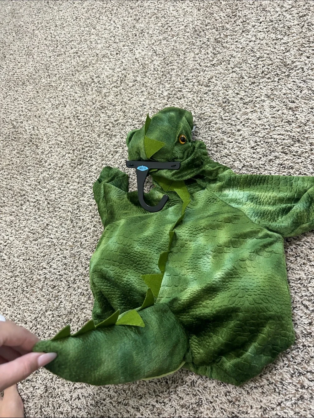 Hyde & EEK! cleaning comfortable costume