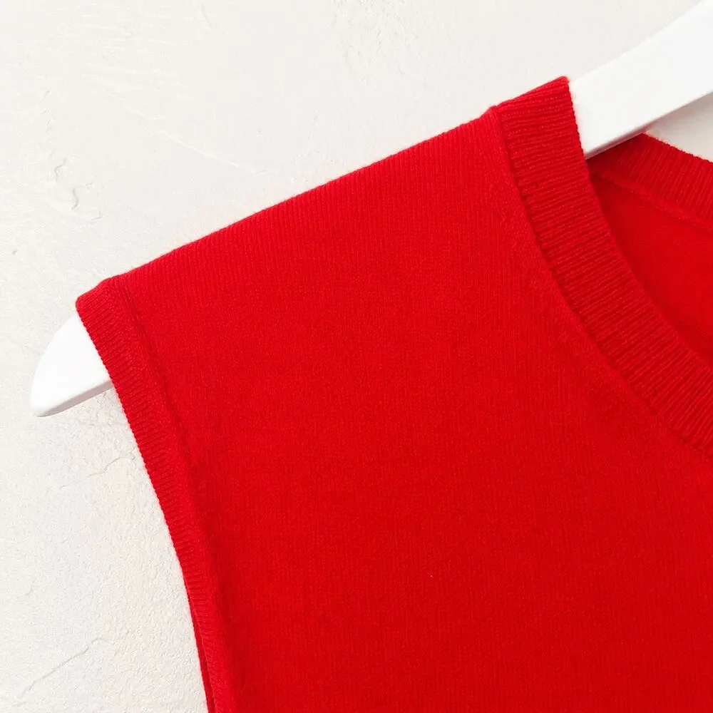 J. Crew pop red