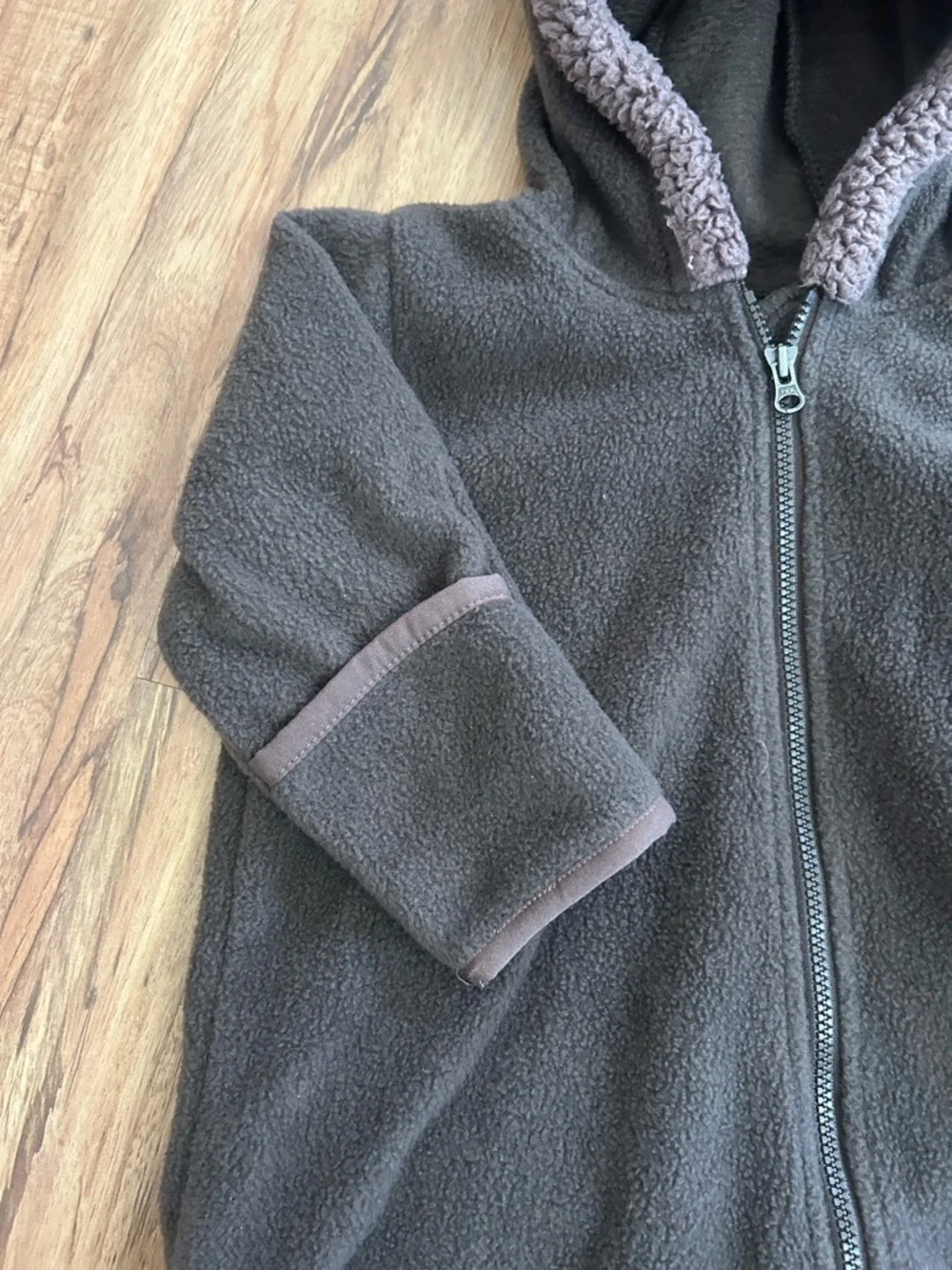 Columbia suit tiny brown