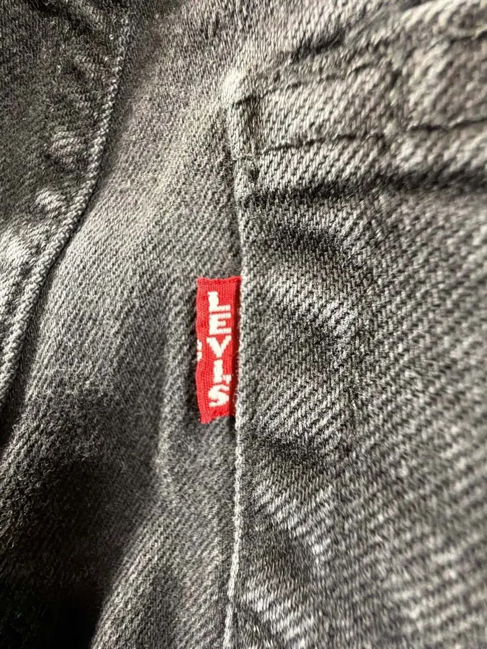 Levis waist 14