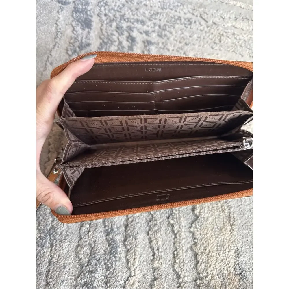Lodis tan leather