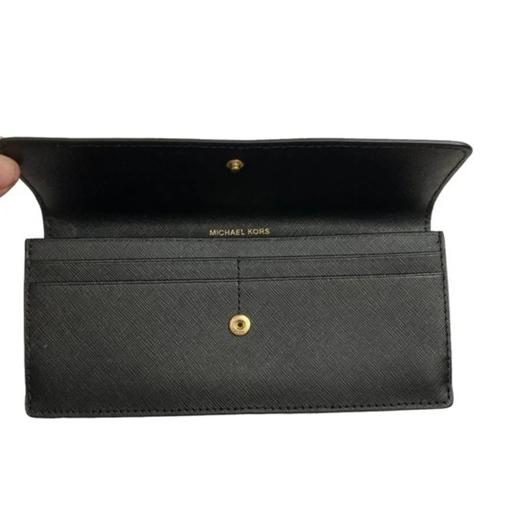 Michael Kors beautiful used