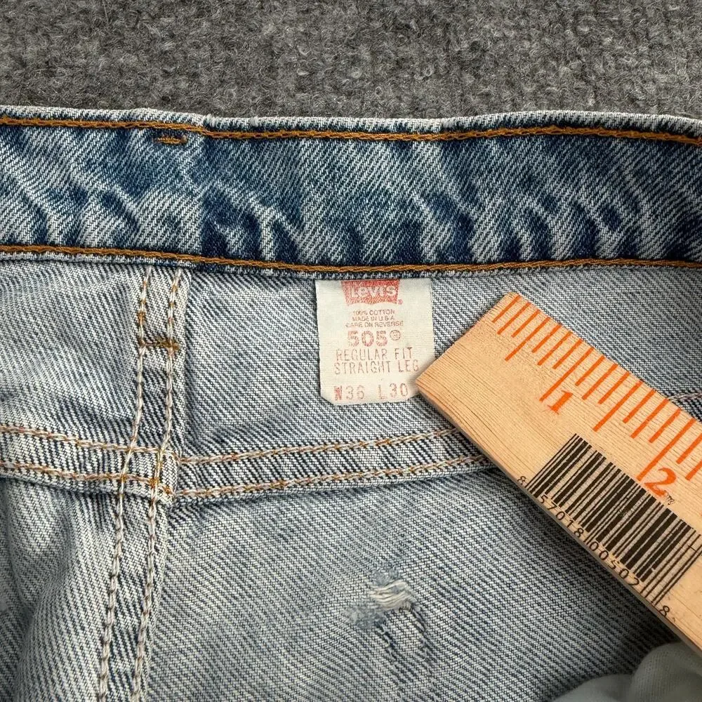 Levis description classic
