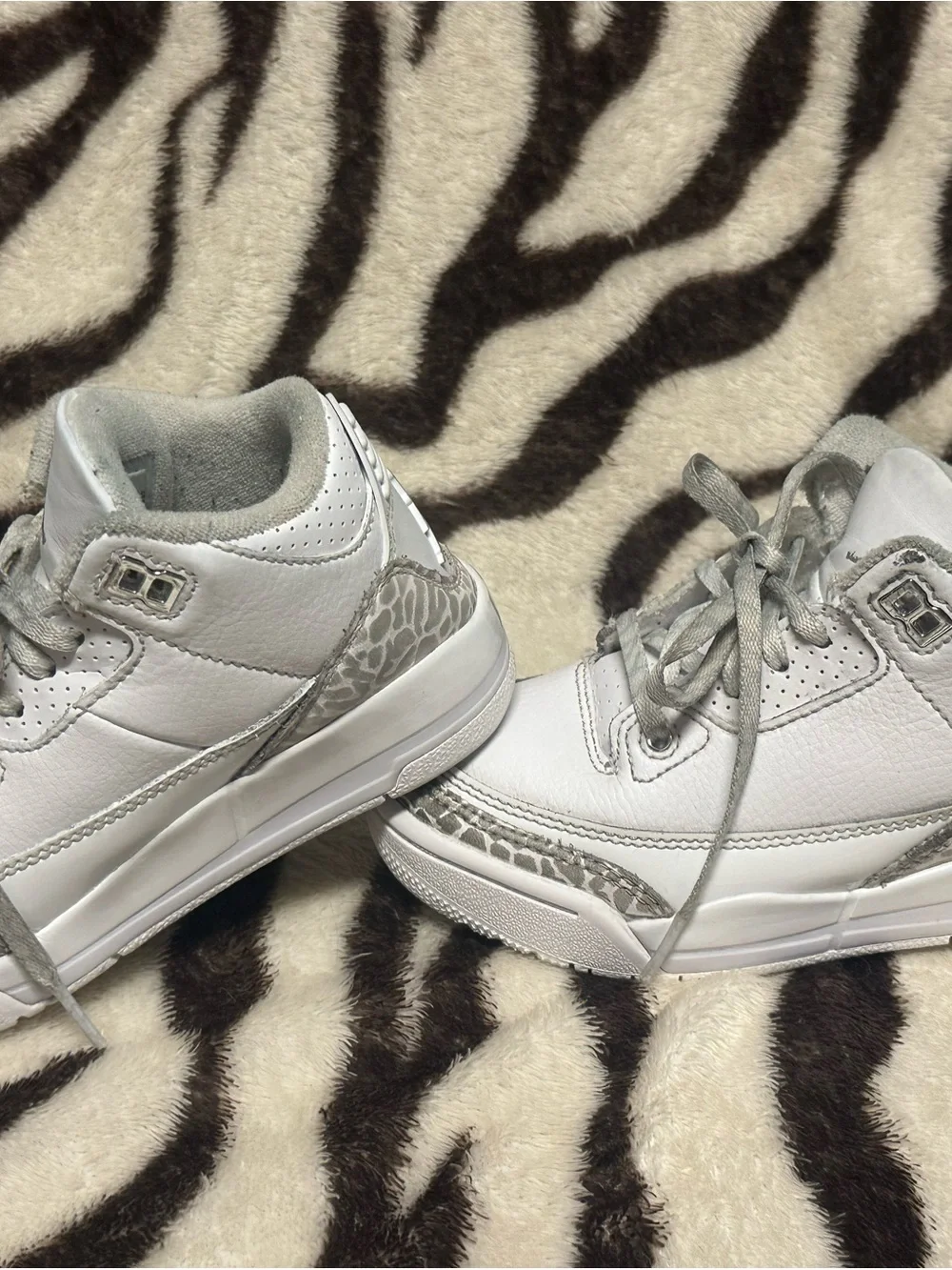 Jordan stylish sneakers