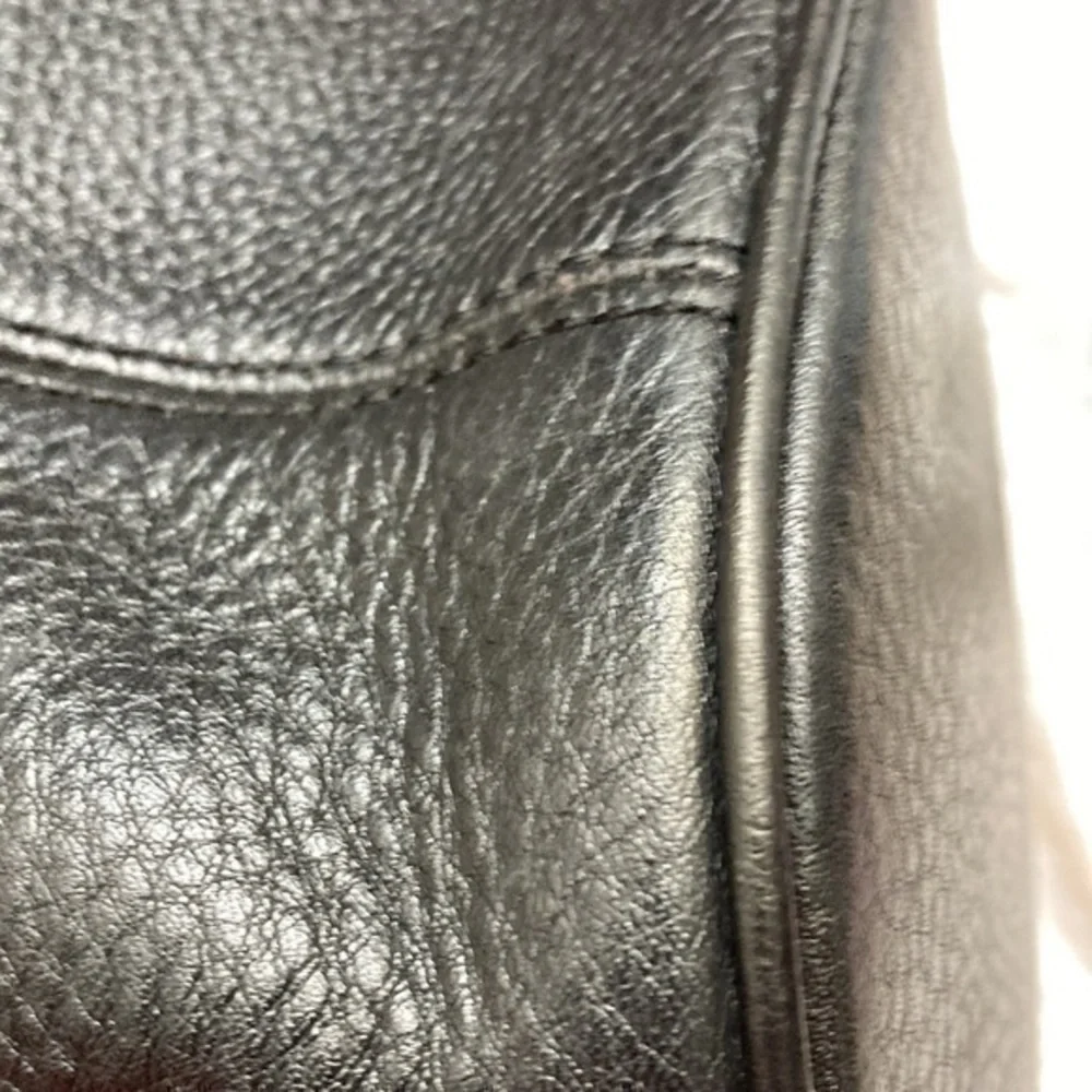 Michael kors black leather tote bag