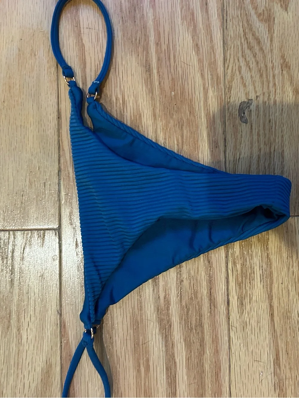 Frankies Bikinis new without