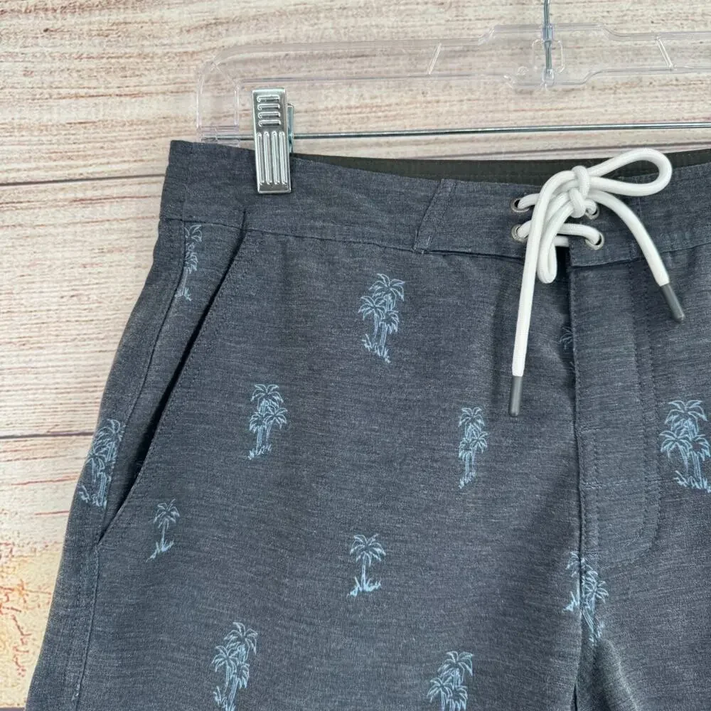 Katin item tropical