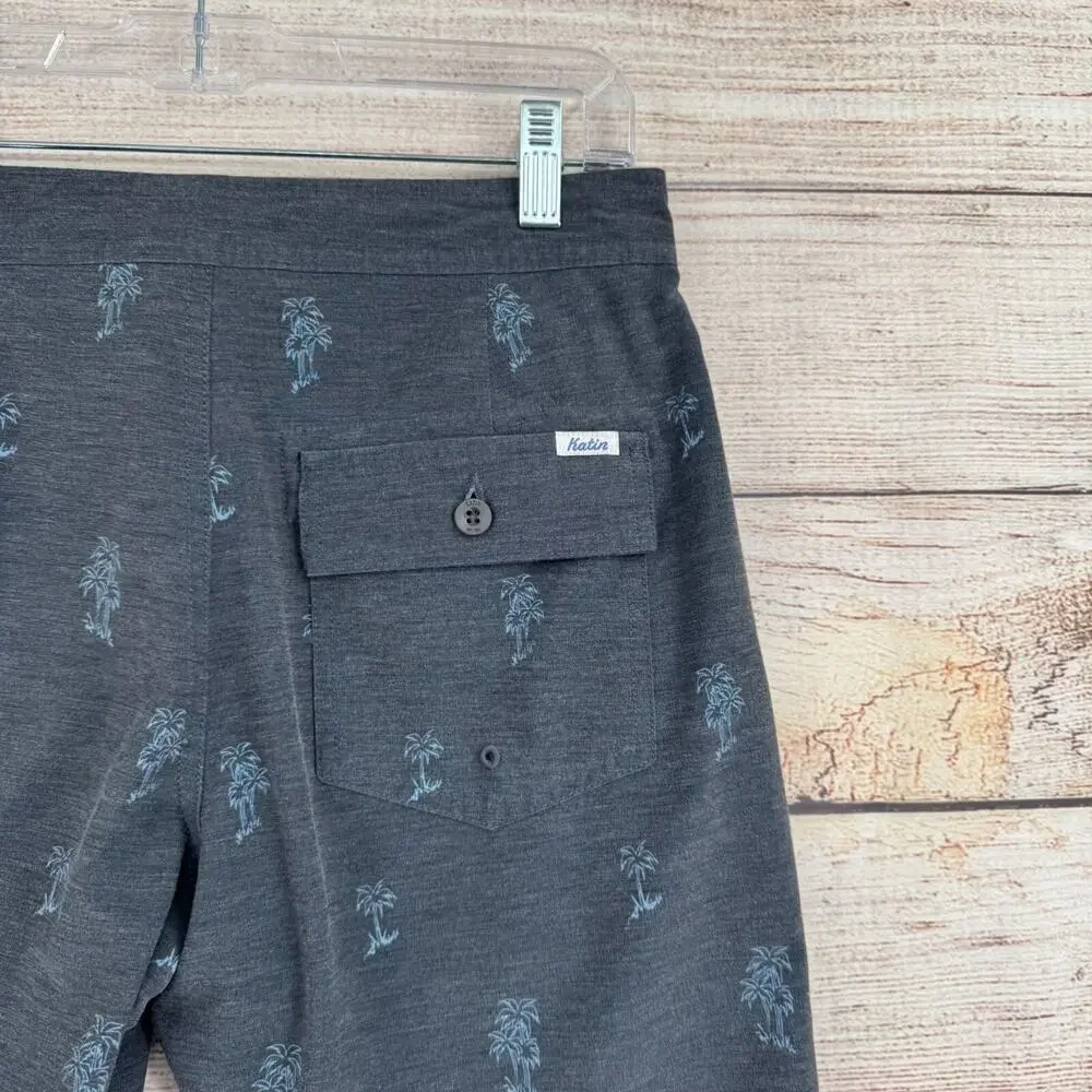 Katin item tropical