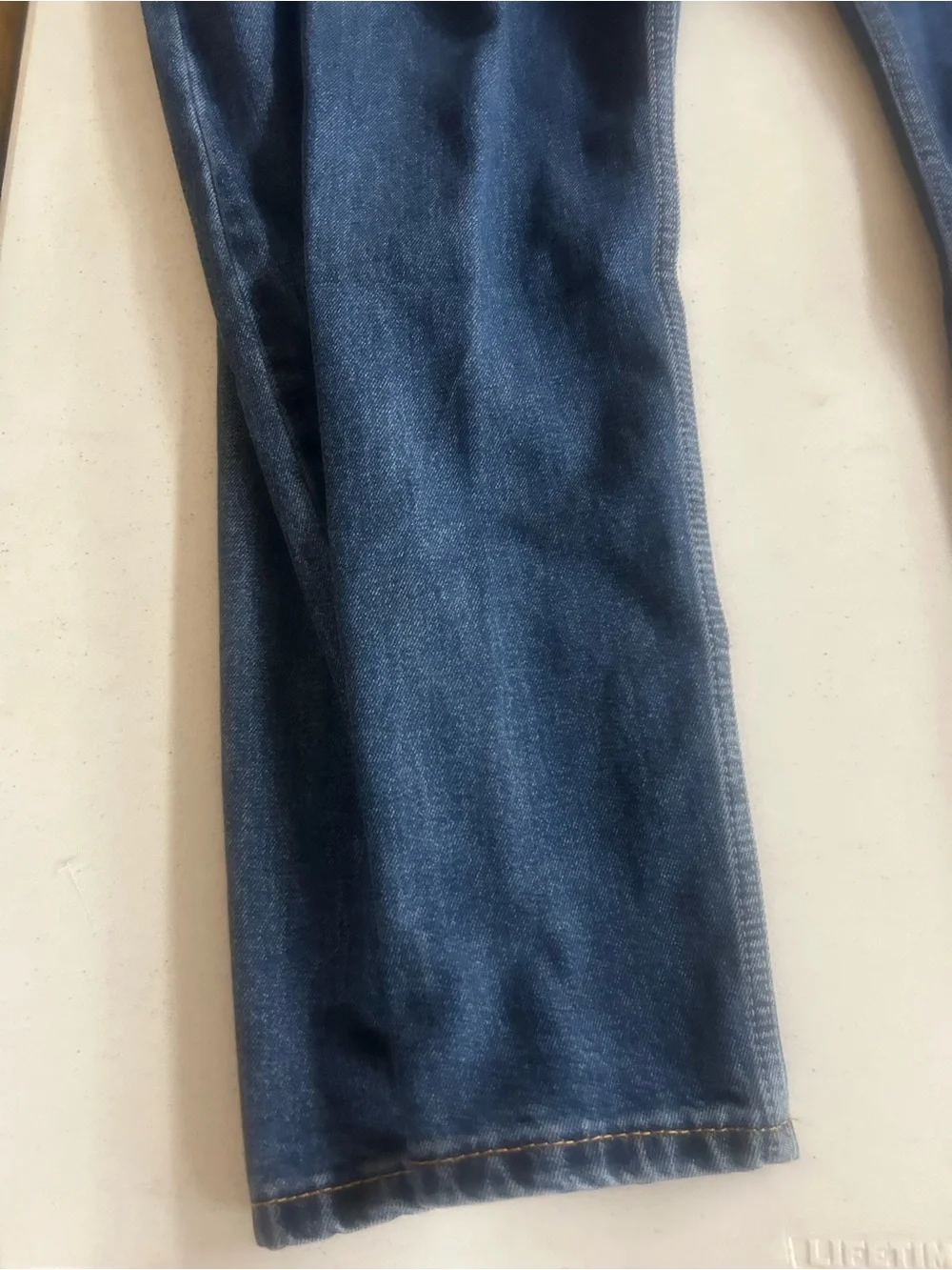 Levis relaxed fit