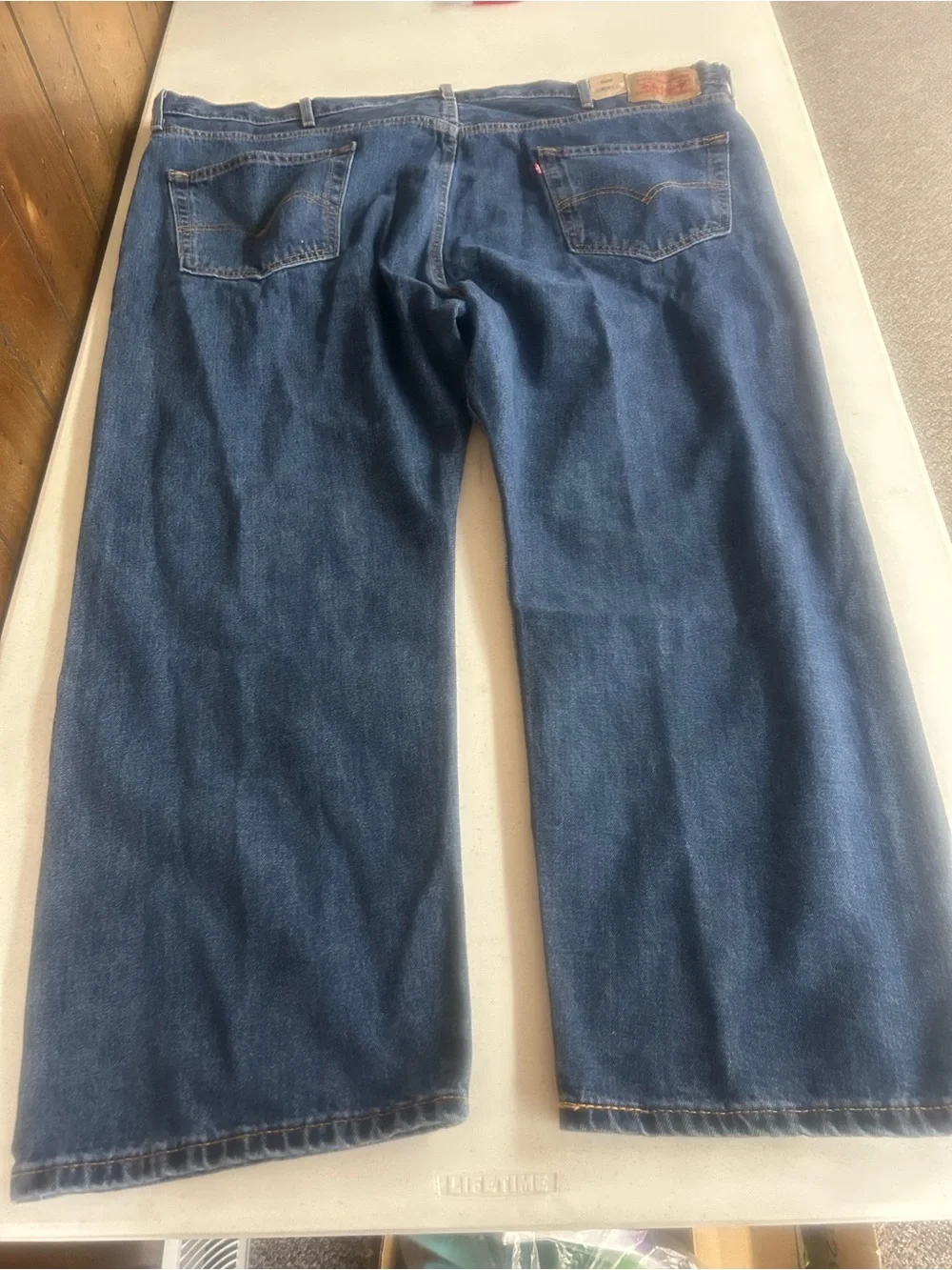 Levis relaxed fit