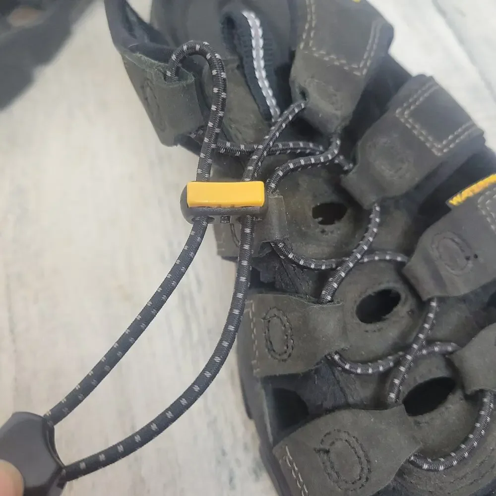 Keen men hiking