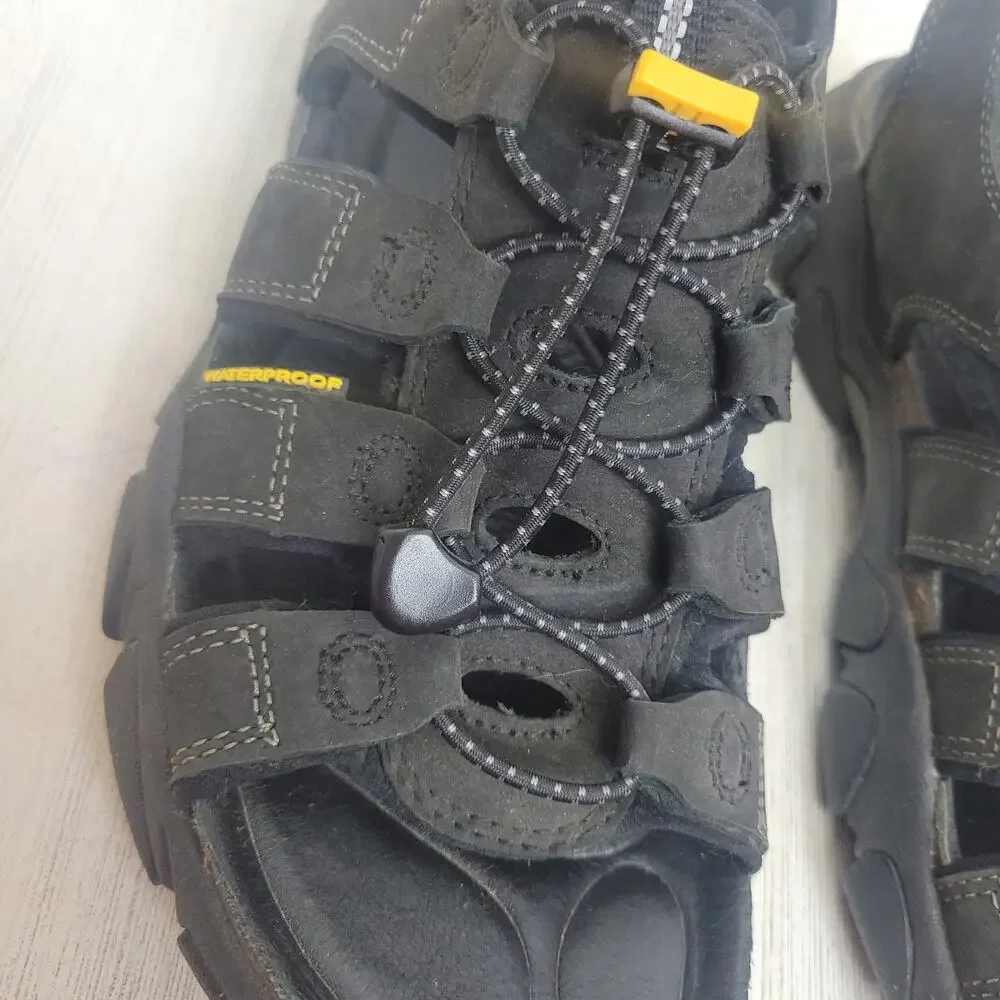 Keen men hiking