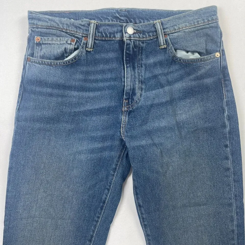 Levis measurements waist
