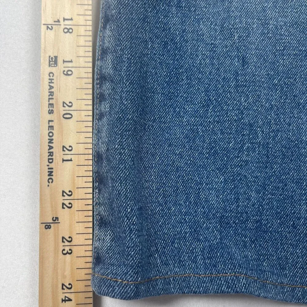 Levis measurements waist