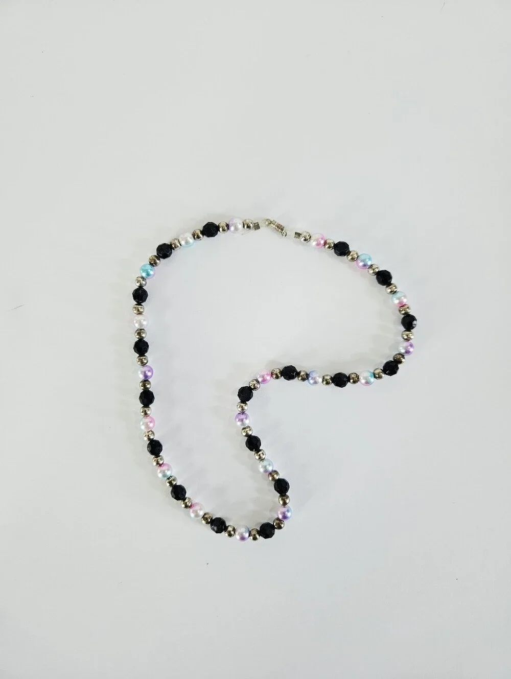 Vintage Beaded Crystal Faceted Lucite Pastel Faux Pearl Screw Clasp Necklace