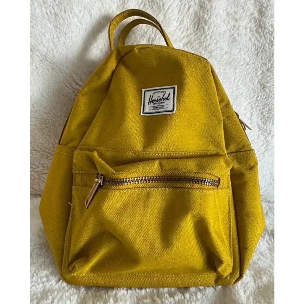 Herschel Supply Company front offers style