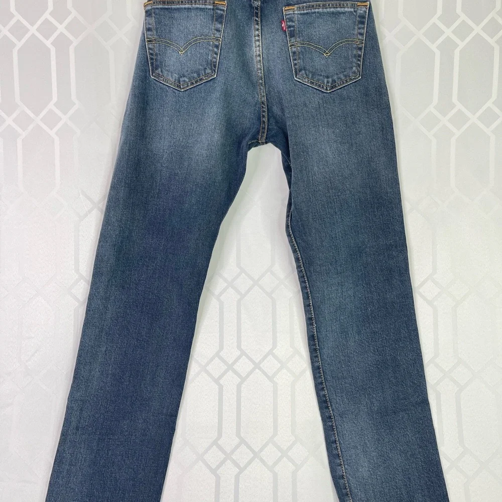 Levis brand levi