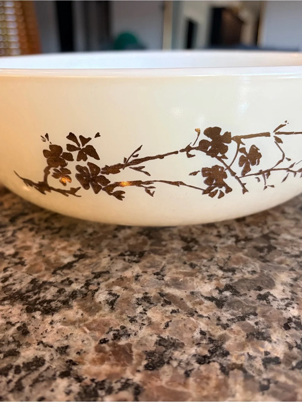 Vintage Pyrex 2 qt Cream Mixing Bowl with Brown Floral Pattern