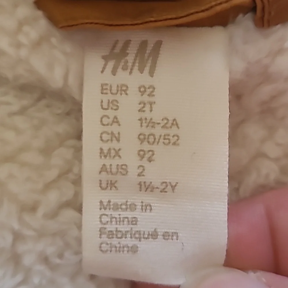 H&M chin *h&m