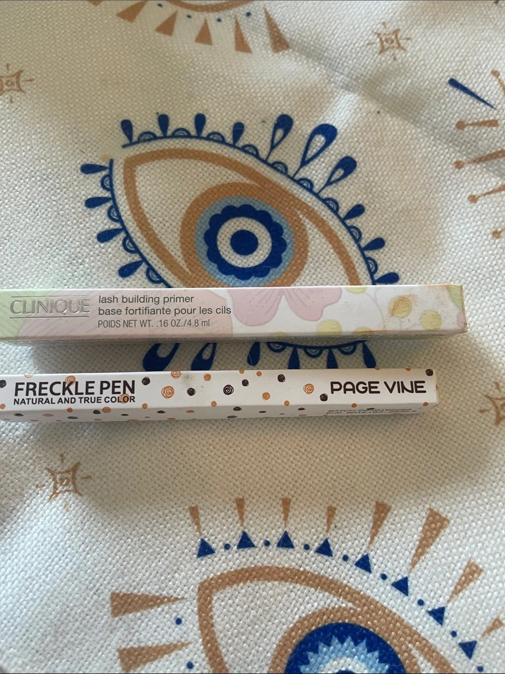 Clinique Lash Building Primer & Page Vine Freckle Pen Duo - White & White