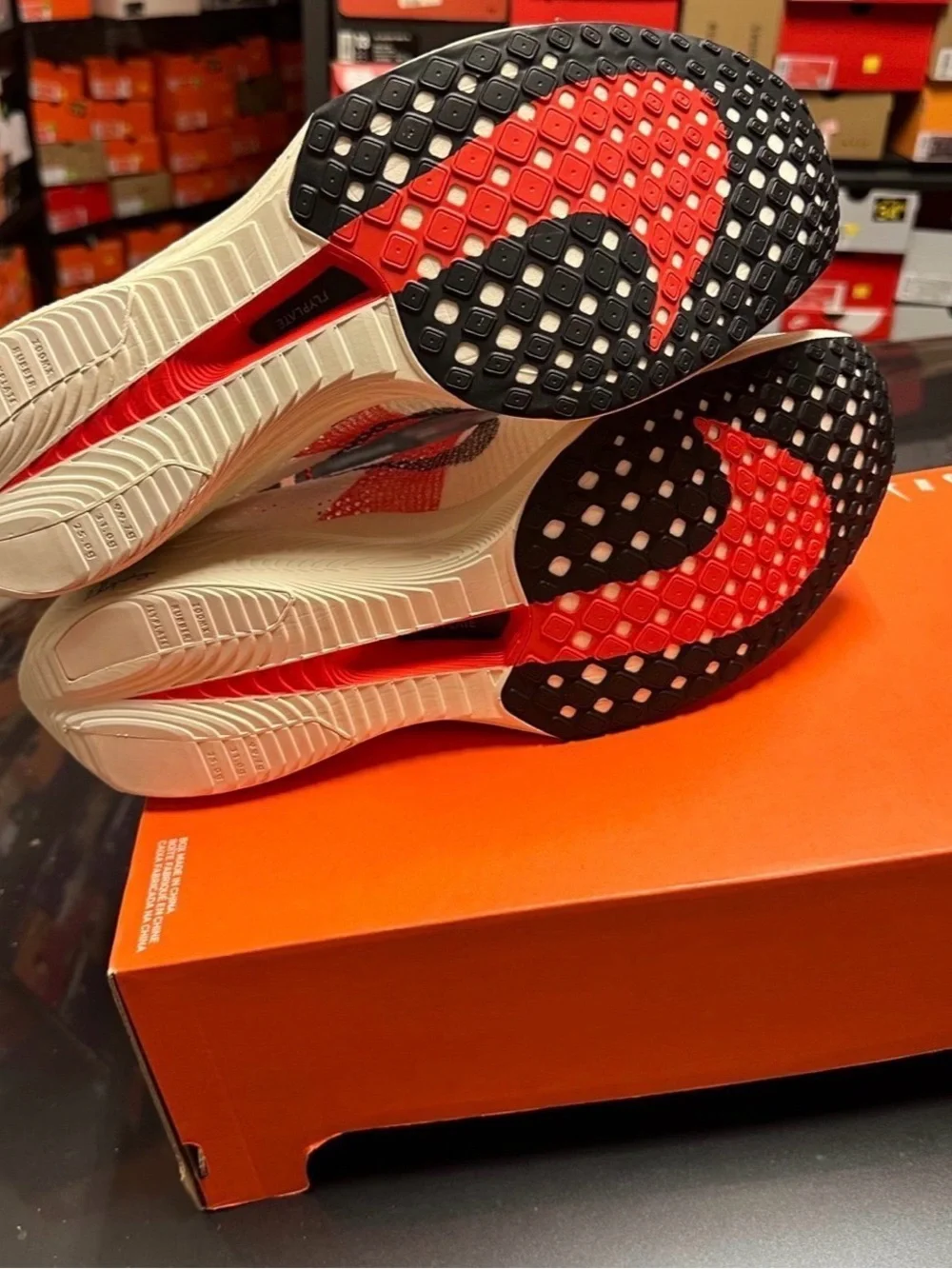 Nike ZoomX Vaporfly Next% 3 EK Eliud Kipchoge Mens size 15 shoes NEW!