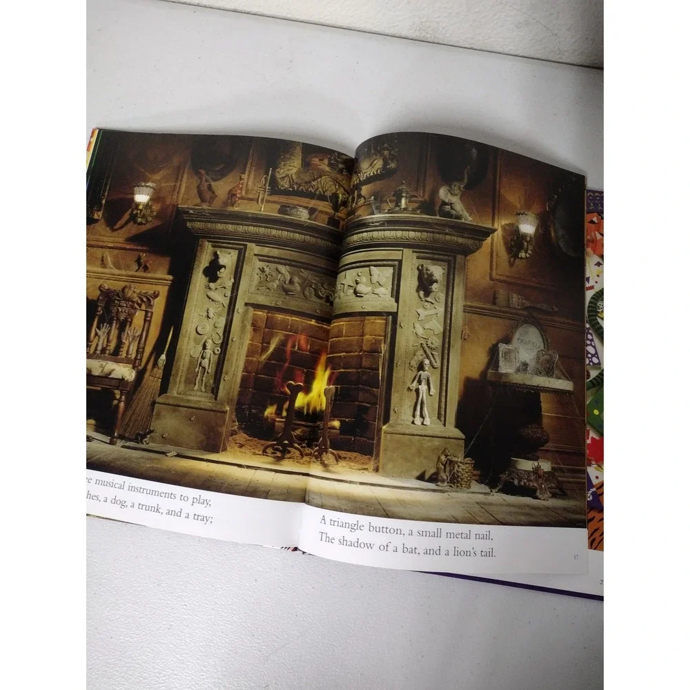 I Spy Gold Challenger A Book of Picture Riddles Hardcover Scholastic 1998 Wick