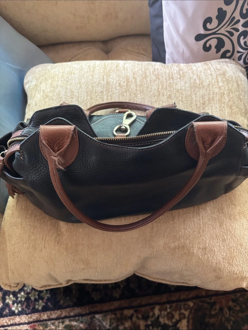 Cole Haan compact cole