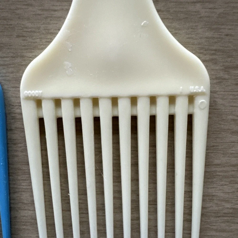 N/A hair picks