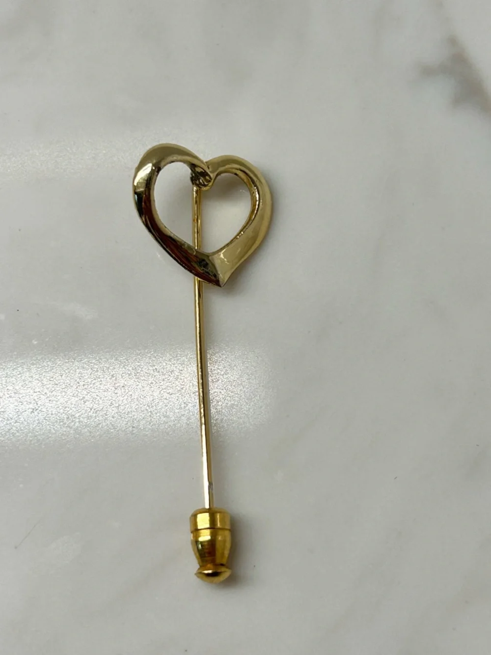 Gold Open Heart Stick Pin Brooch - Elegant Women's Jewelry