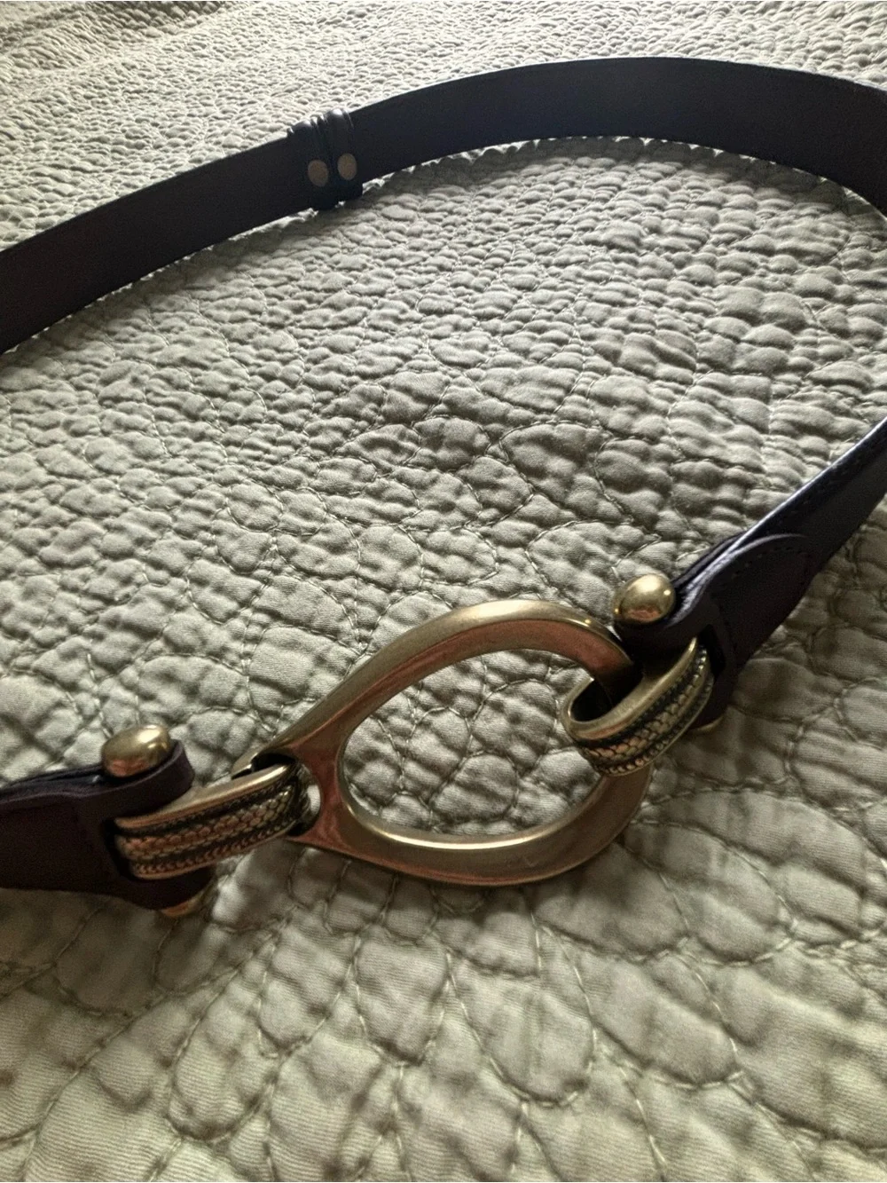 Van Heusen accessory brown
