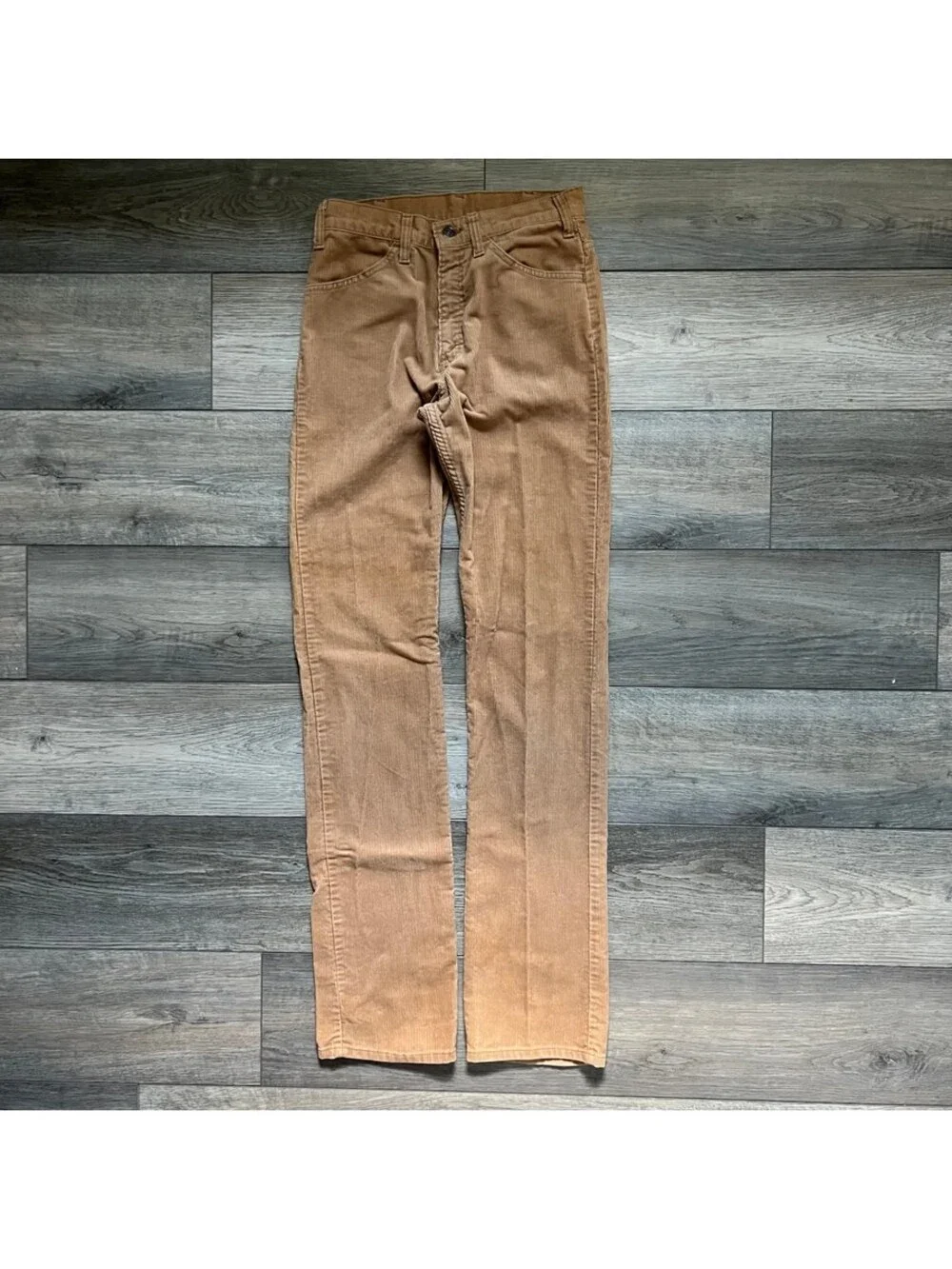 Vintage Levi's 519 Men's 30x36 Corduroy Pants Beige Tan Straight Leg USA